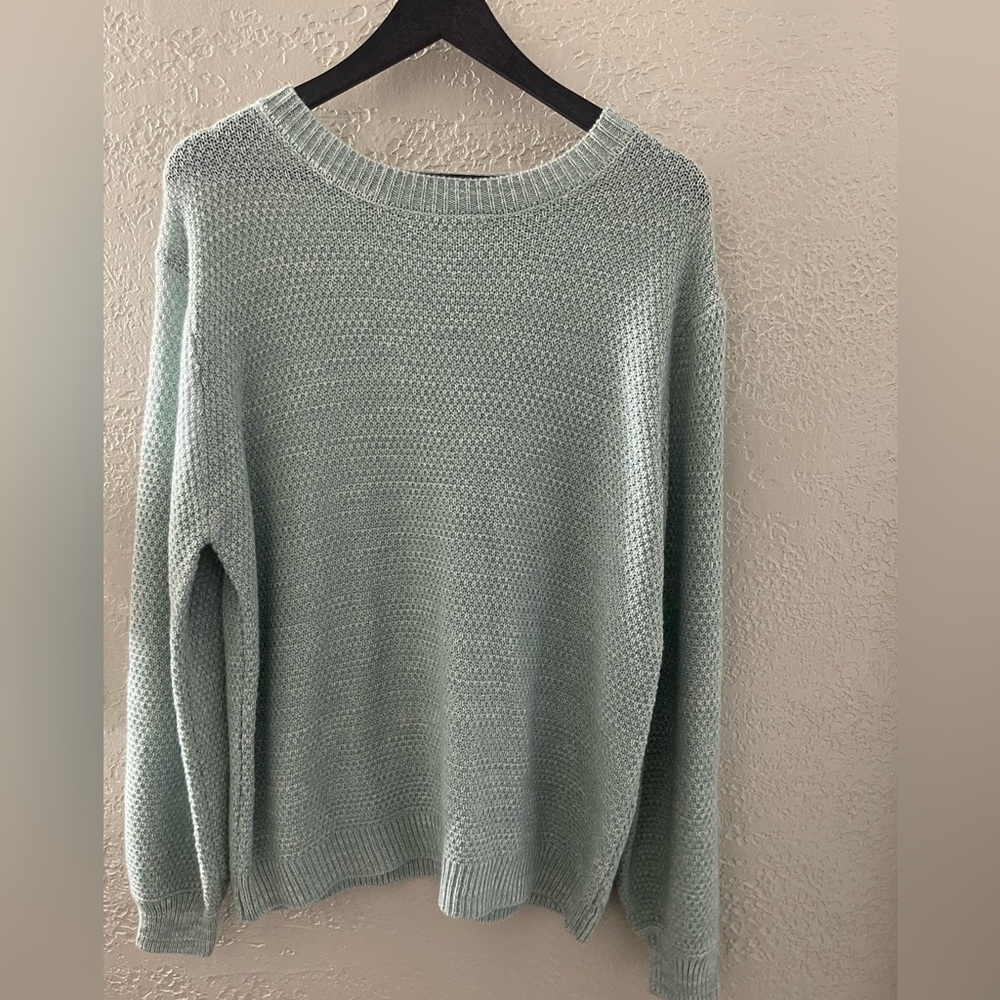 Women’s Cozy Mint Oversized Soft Crew Neck‎ Sweater Size Medium